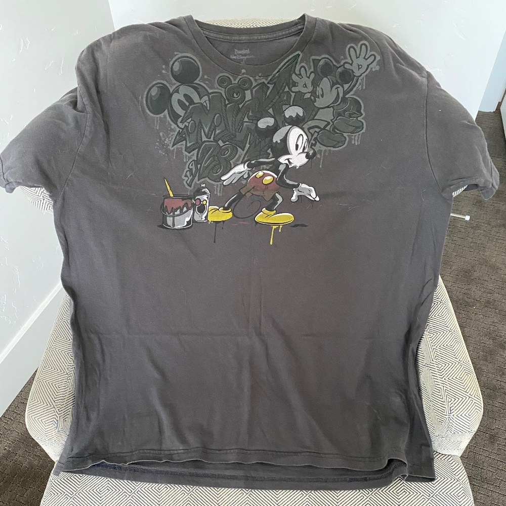 DISNEY Mickey Mouse "Graffiti" T-Shirt 2XL 100% Cotton